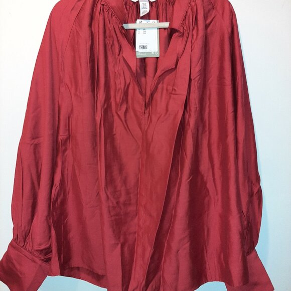 H&M red vneck blouse - Picture 4 of 5